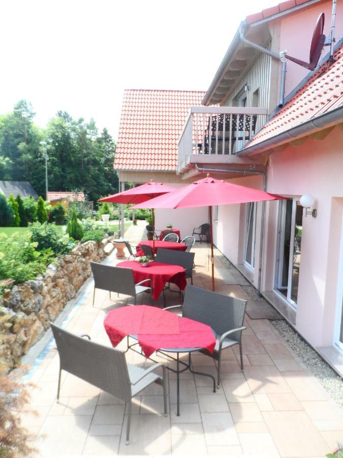 Pension Am Kirschgarten 괴스바인슈타인 외부 사진